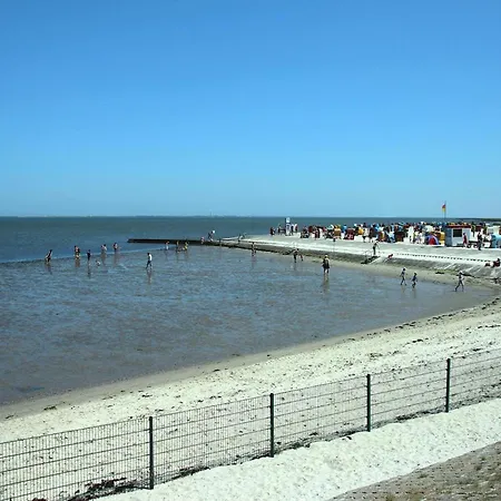Am Deichtor In Nessmersiel, Cleaning Included *